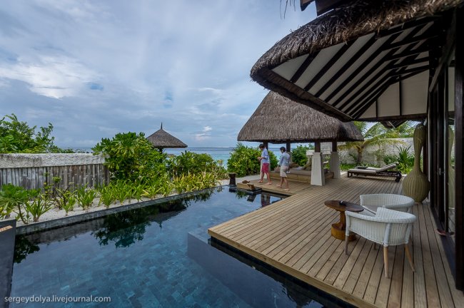 Самый роскошный отель на Мальдивах Jumeirah Vittaveli