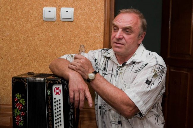 О том, как делают баяны